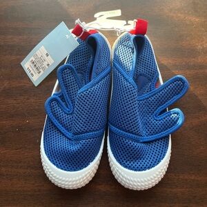 Cat & Jack Toddler water shoes